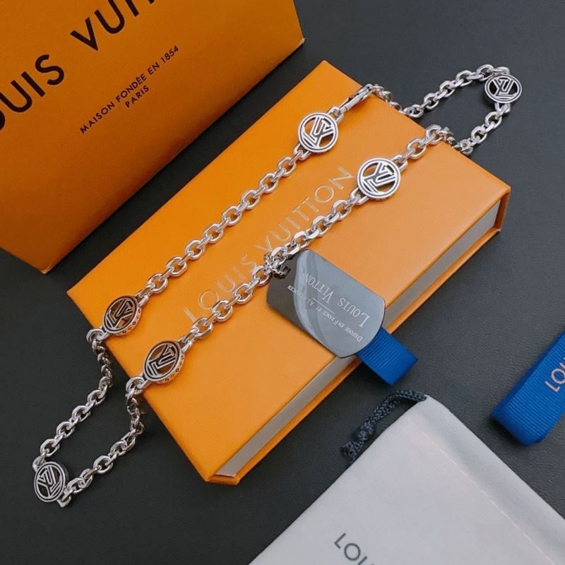 Louis Vuitton Necklaces